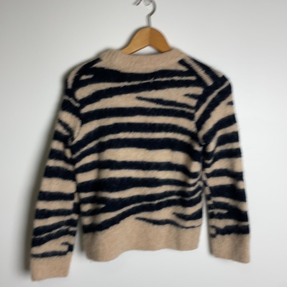 Madewell Shrunken Pullover Sweater in Tiger Stripe - Picture 8 of 8